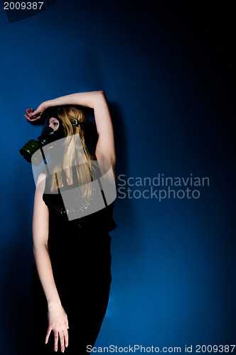 Image of Woman in gasmask
