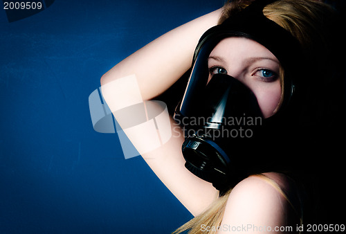 Image of Woman in gasmask