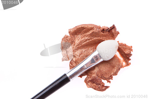 Image of cream eyeshadow