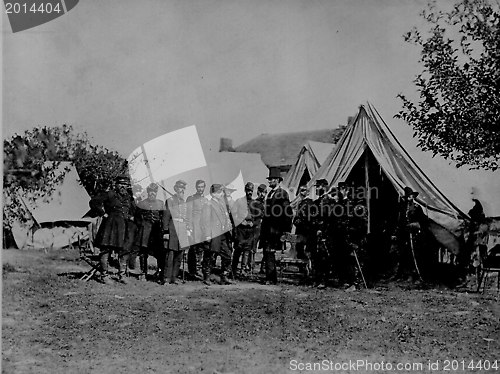 Image of President Lincoln visiting the battlefield at Antietamo caption