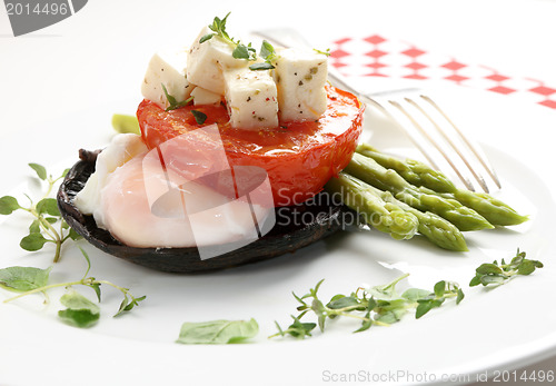 Image of Mushroom, egg, tomato and asparagus