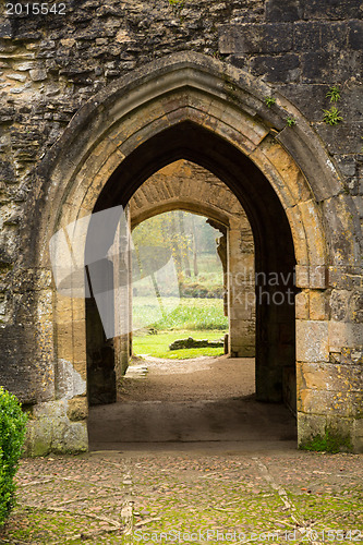 Image of Minster Lovell in Cotswold district of England