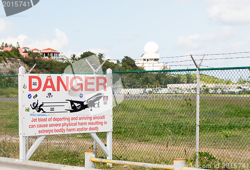 Image of Warning sign at Princess Juliana airport