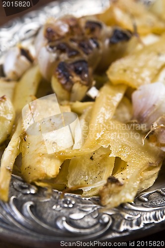 Image of Grilled parsley and garlic in honey sauce 