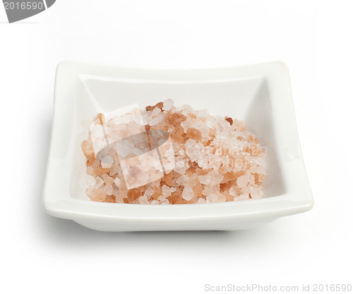 Image of Natural coarse salt in in a bowl