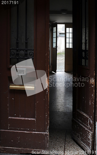 Image of Pass-through Hallway