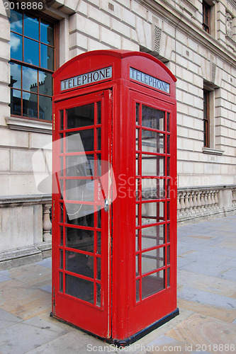 Image of London telephone box