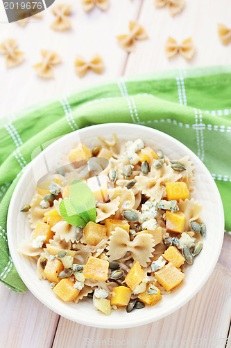 Image of pasta with roasted pumpkin 