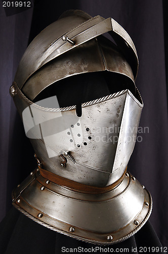 Image of Armour of the medieval knight