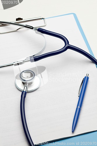 Image of Blank clipboard with stethoscope