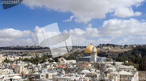 Image of Gold cupola of the mosque of Omar on The Temple mountain in Jeru