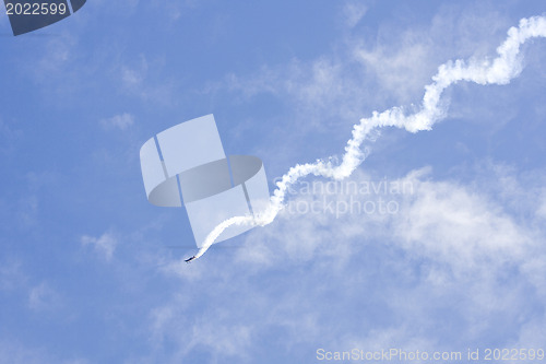 Image of A plane performing in an air show at Jones Beach