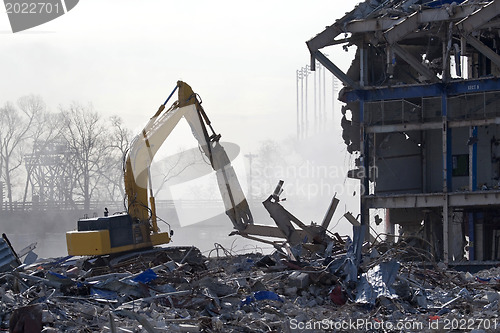 Image of SHEA Stadium building is demolished 