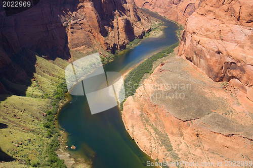 Image of Colorado river. Horse shoe bend