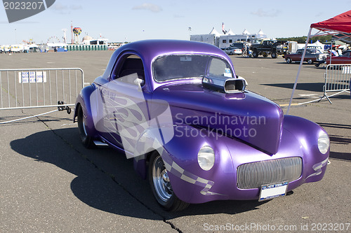 Image of Old fashion car