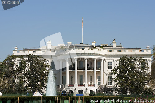 Image of Back fasade of the White House 