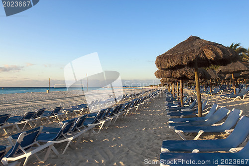 Image of Sraw umbrella at sandy beach