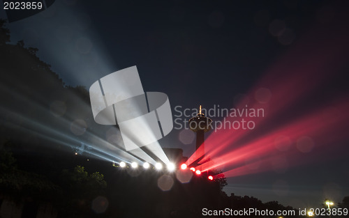 Image of Niagara Falls spotlight