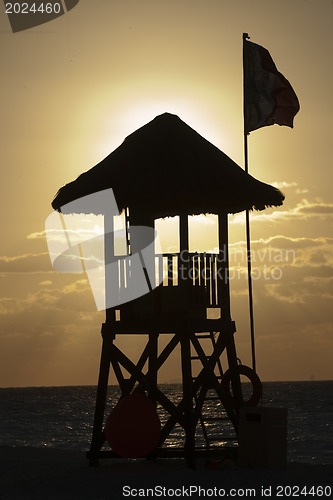 Image of Lifeguard Stand on Maxican Beach