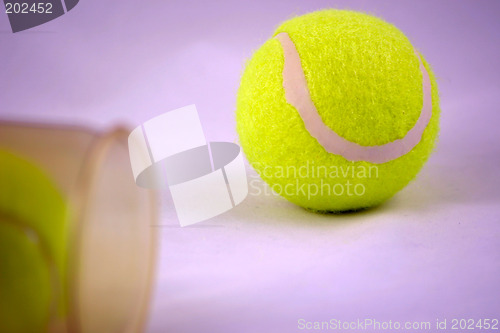 Image of tennis balls