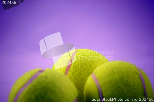 Image of tennis balls