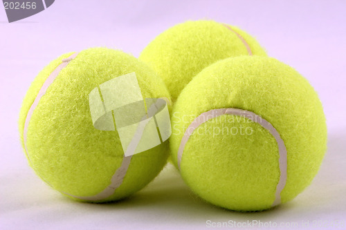 Image of tennis balls