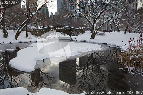 Image of Gapstow Bridge. 