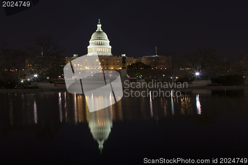 Image of The United States Capitol at night