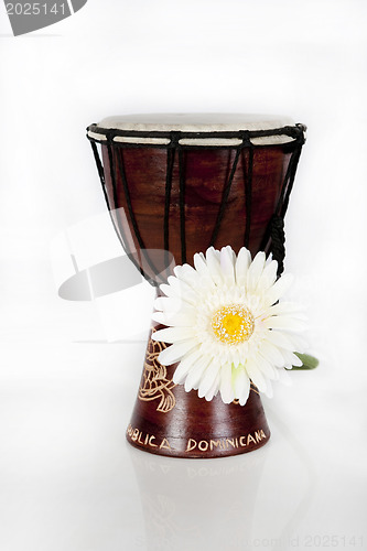 Image of Drum with flower