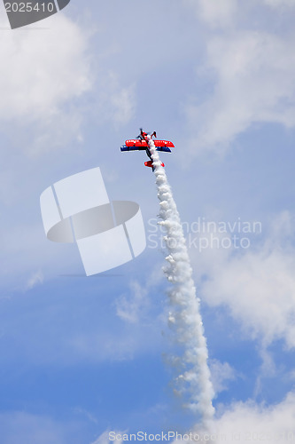 Image of A plane performing in an air show at Jones Beach
