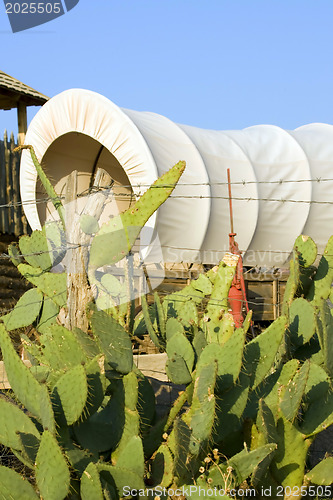 Image of Western covered wagon