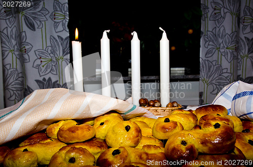 Image of Saffron buns and advent candle