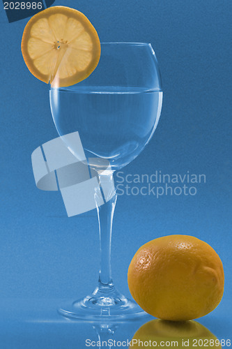 Image of Glass of water with lemon