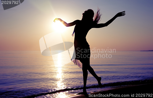 Image of Dance at the sea