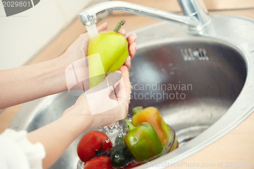 Image of Washing vegetables