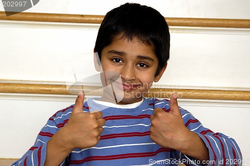 Image of Double Thumbs up