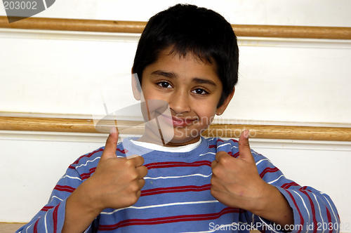 Image of Double Thumbs up