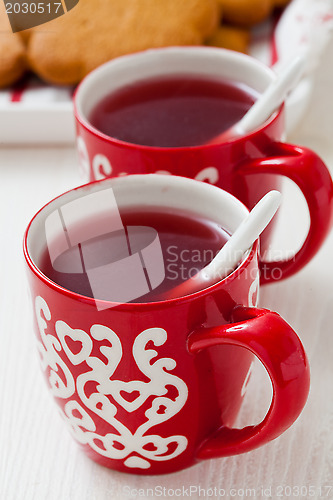 Image of Christmas mulled wine and gingerbread