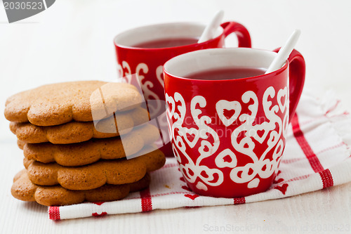 Image of Christmas mulled wine and gingerbread