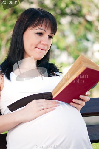 Image of Pregnant woman