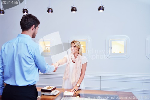 Image of jewelry store business