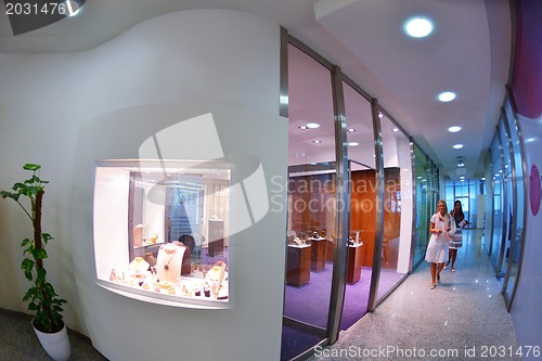 Image of jewelry store indoors