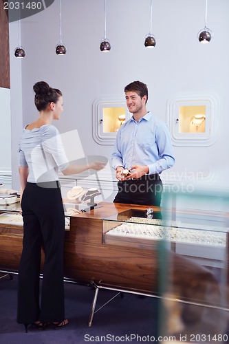 Image of jewelry store business