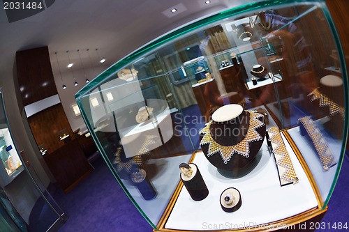 Image of jewelry store indoors