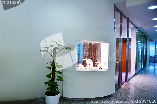 Image of jewelry store indoors