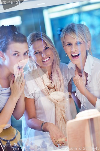 Image of girls shopping in jewelry store