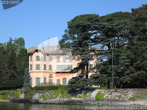 Image of pink villa on como lake