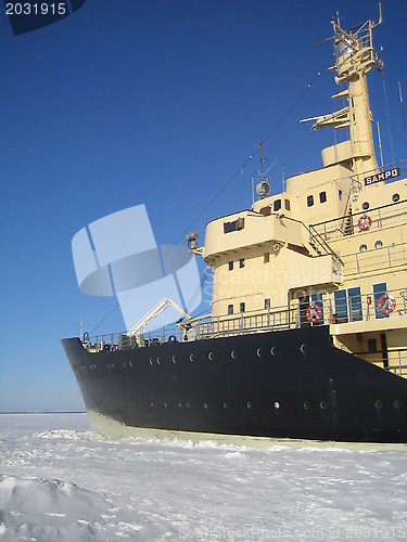 Image of icebreaker in lapland