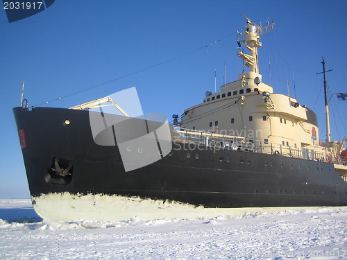 Image of icebreaker in lapland