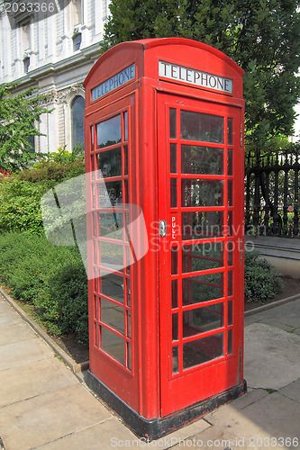 Image of London telephone box